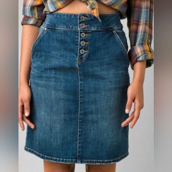Prana Medium Wash Blue Aubrey Denim Jean Skirt Womens Size 0 Button Fly Stretch - Picture 1 of 14